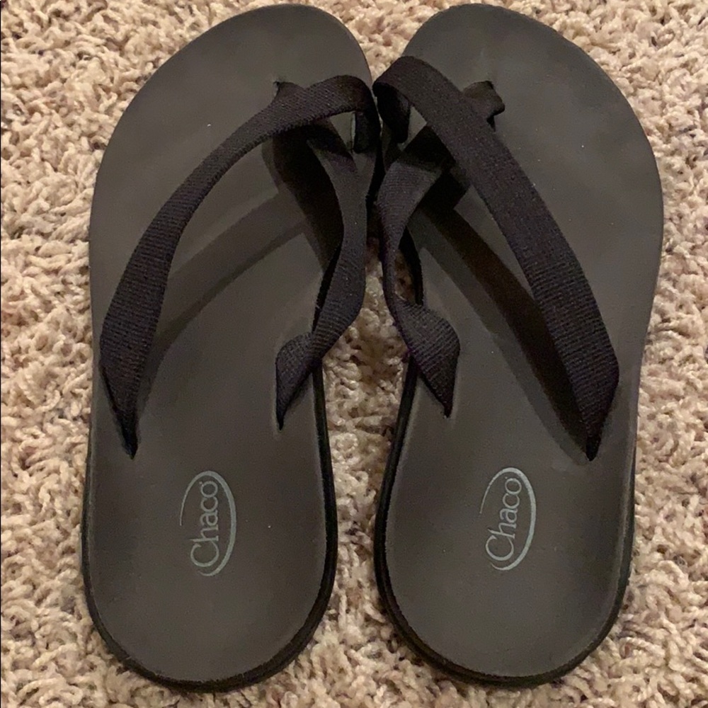 Chaco flip flops